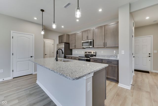 400 Atlas Drive, Lebanon, IN 46052