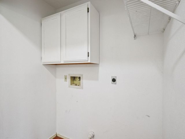 1313 Wildwood Drive, Deer Park, TX 77536