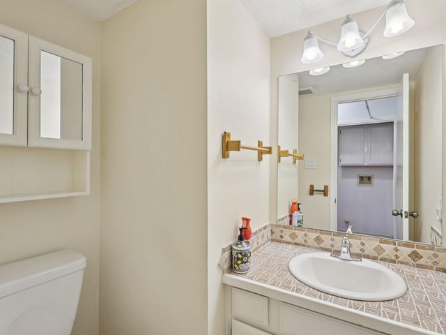 1313 Wildwood Drive, Deer Park, TX 77536