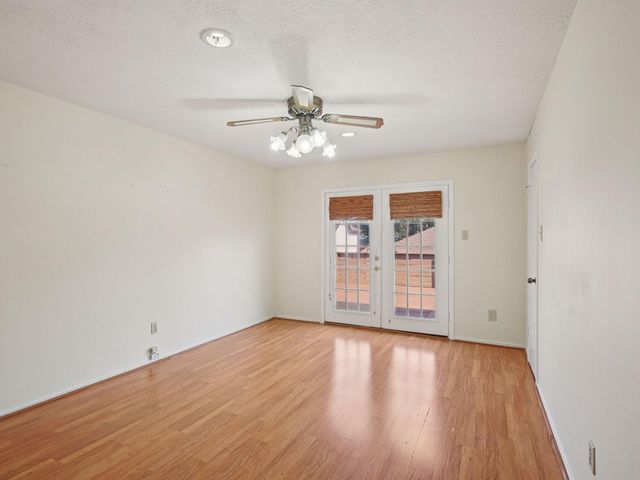 1313 Wildwood Drive, Deer Park, TX 77536