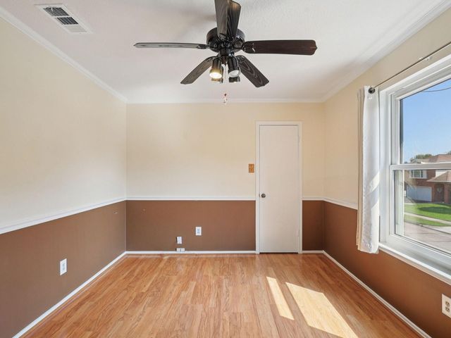 1313 Wildwood Drive, Deer Park, TX 77536