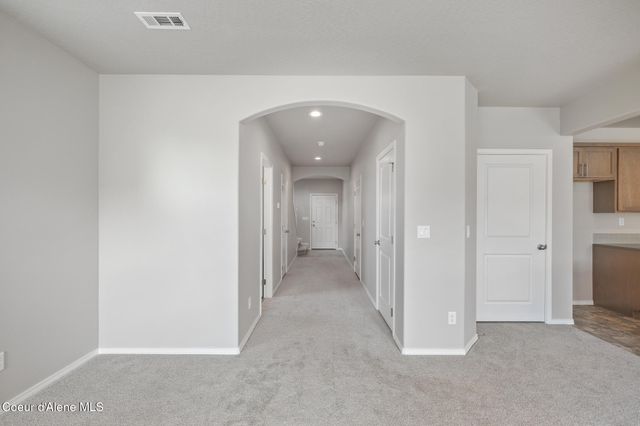 19626 E 3rd Ln, Greenacres, WA 99016