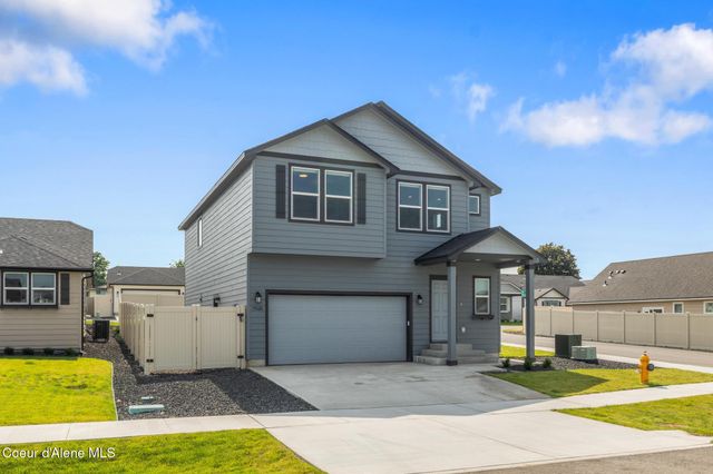 19626 E 3rd Ln, Greenacres, WA 99016