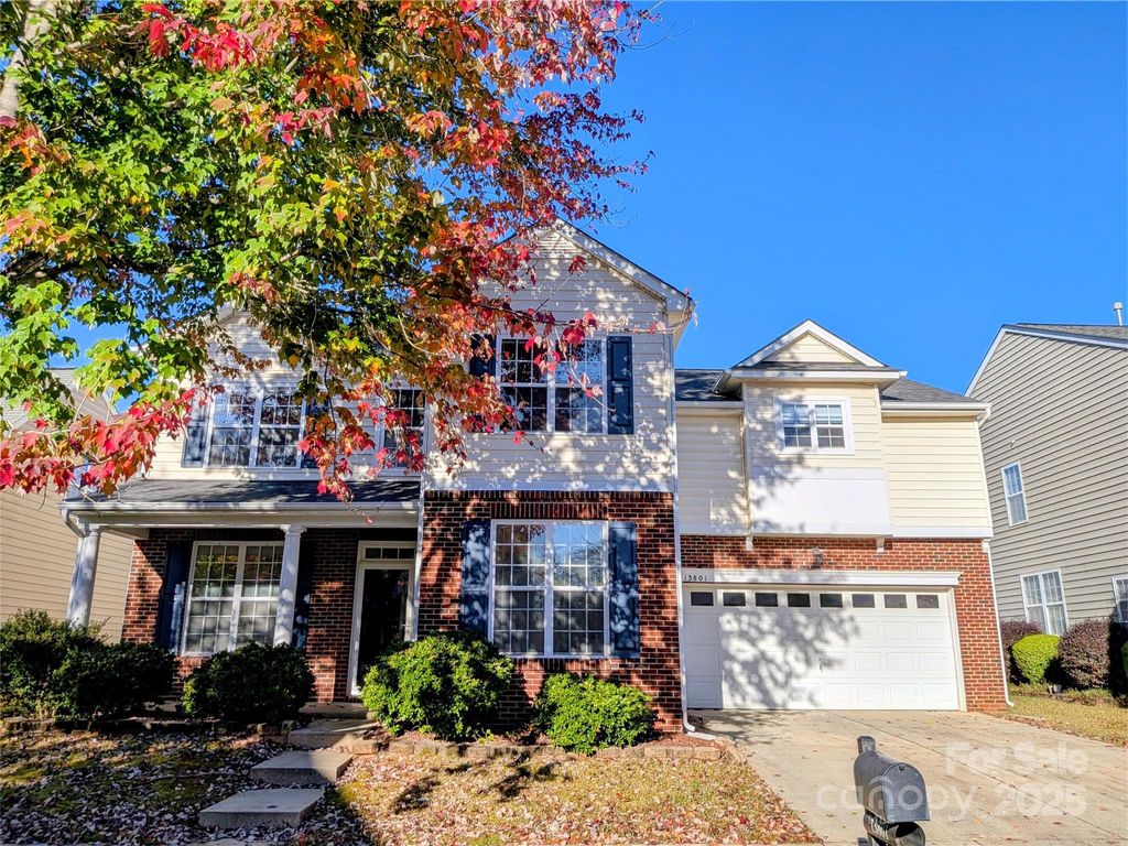 13801 Holly Stream Drive, Huntersville, NC 28078