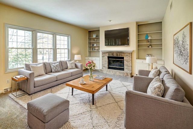 5708 Pembroke Drive, Fitchburg, WI 53711