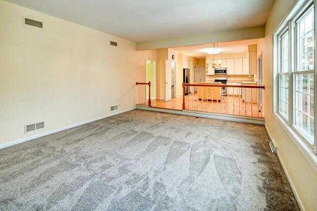 5708 Pembroke Drive, Fitchburg, WI 53711