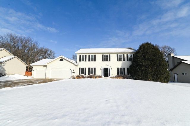 5708 Pembroke Drive, Fitchburg, WI 53711