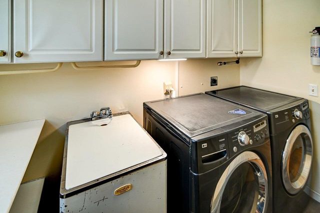 5708 Pembroke Drive, Fitchburg, WI 53711