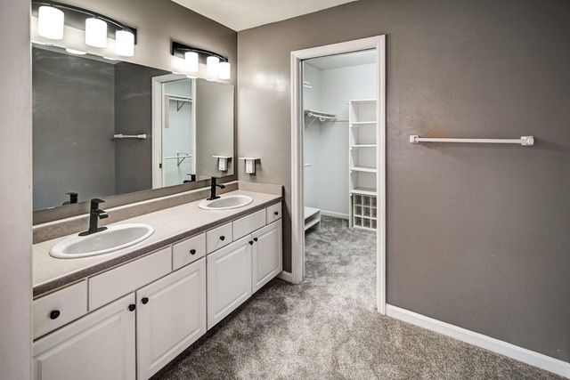 5708 Pembroke Drive, Fitchburg, WI 53711