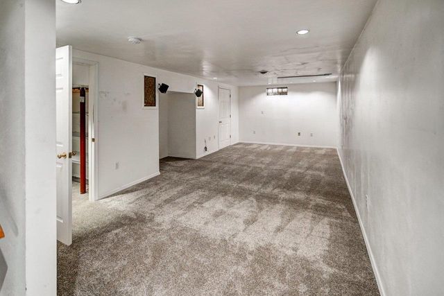 5708 Pembroke Drive, Fitchburg, WI 53711