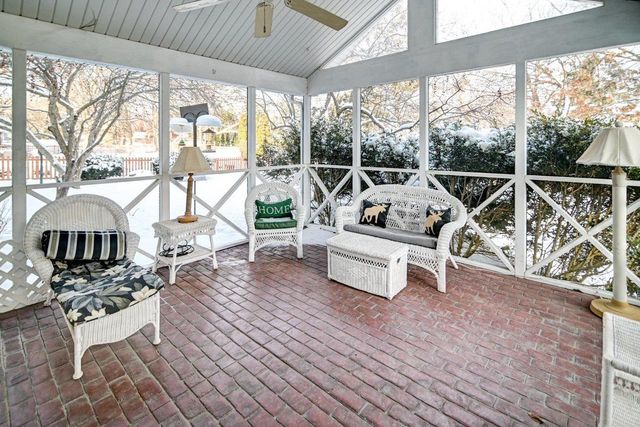 5708 Pembroke Drive, Fitchburg, WI 53711