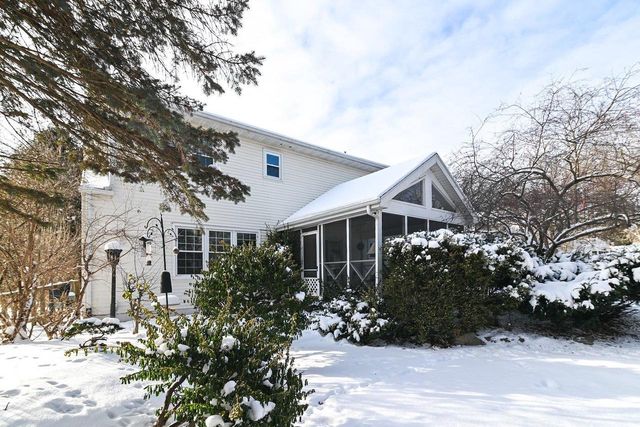 5708 Pembroke Drive, Fitchburg, WI 53711