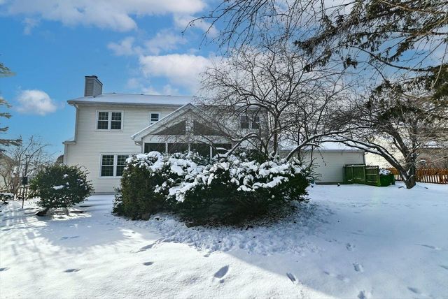 5708 Pembroke Drive, Fitchburg, WI 53711