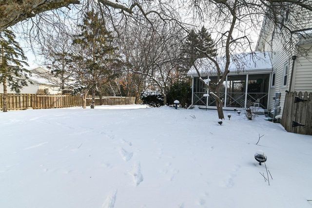 5708 Pembroke Drive, Fitchburg, WI 53711