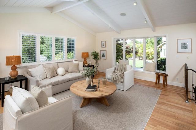 1250 Montclaire Way, Los Altos, CA 94024