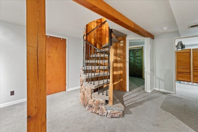 850 RISSE ROAD, Fairbanks, AK 99712