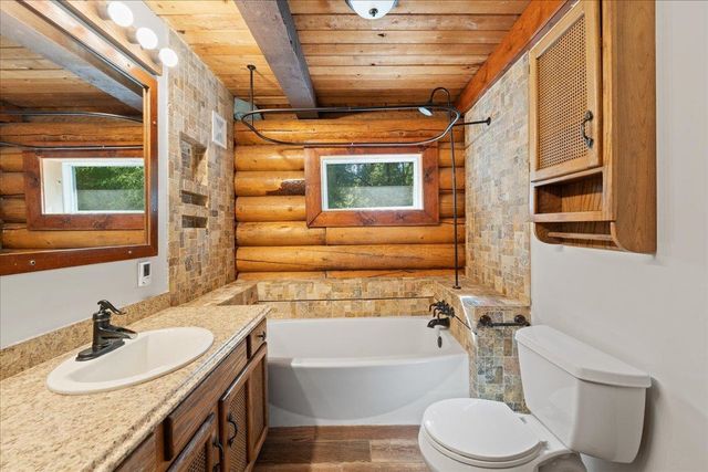 850 RISSE ROAD, Fairbanks, AK 99712