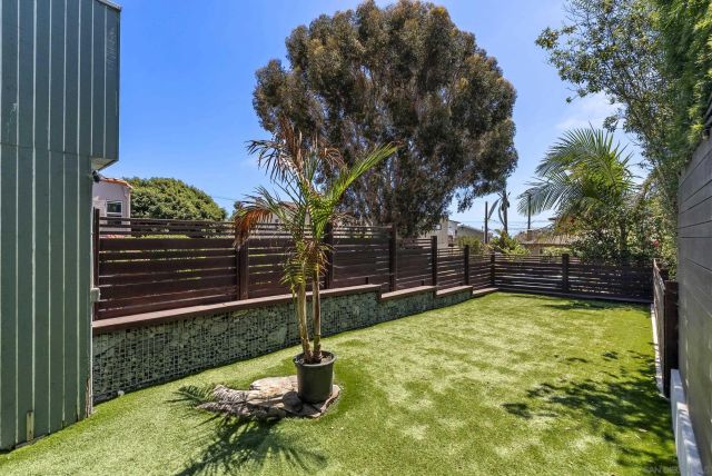 5615 Beaumont Avenue, La Jolla, CA 92037