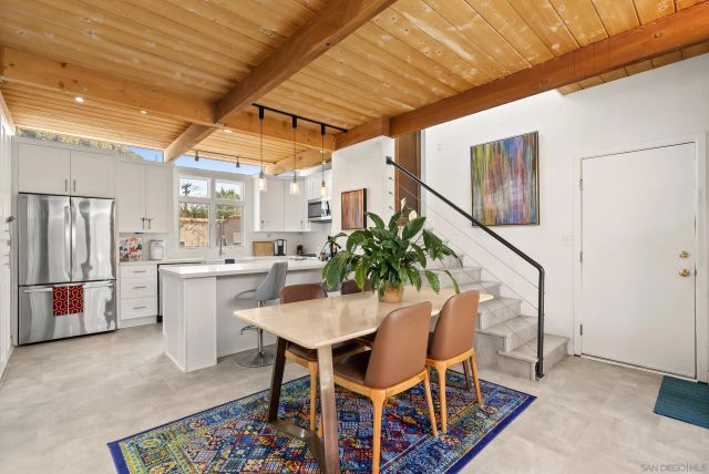 5615 Beaumont Avenue, La Jolla, CA 92037