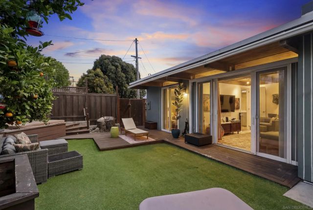 5615 Beaumont Avenue, La Jolla, CA 92037