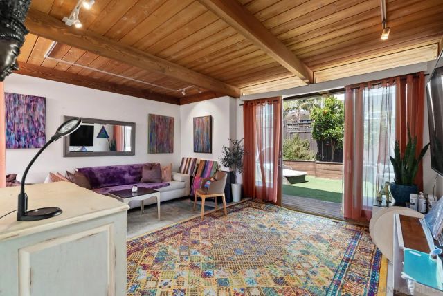 5615 Beaumont Avenue, La Jolla, CA 92037