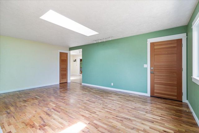 430 Ashland Street, Ashland, OR 97520