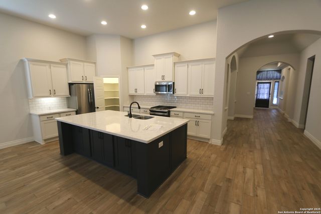 2965 GROVE WAY, Seguin, TX 78155