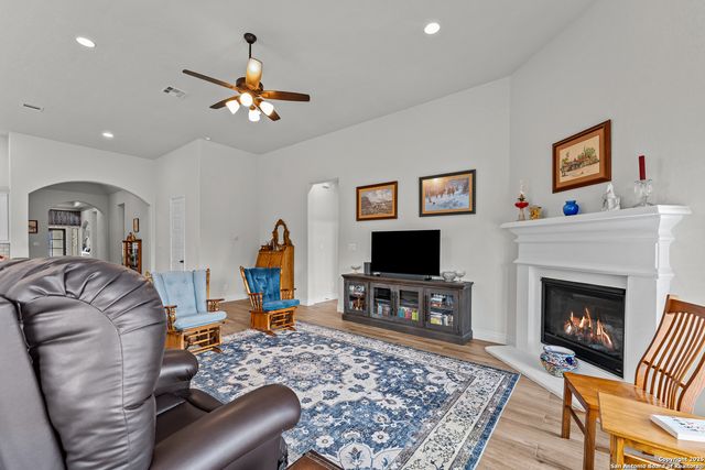 2965 GROVE WAY, Seguin, TX 78155