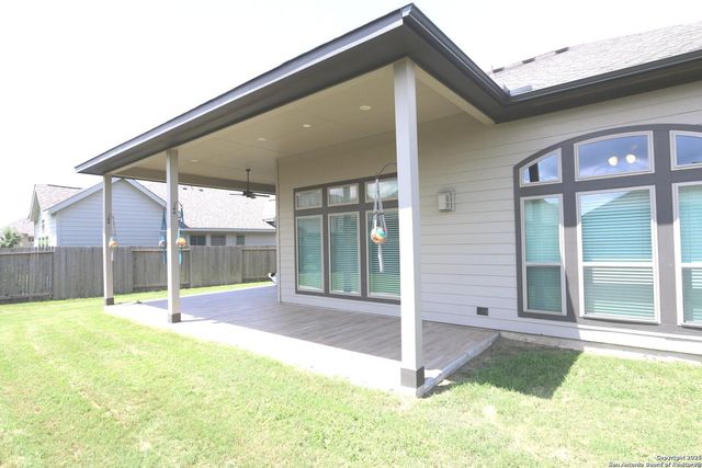 2965 GROVE WAY, Seguin, TX 78155