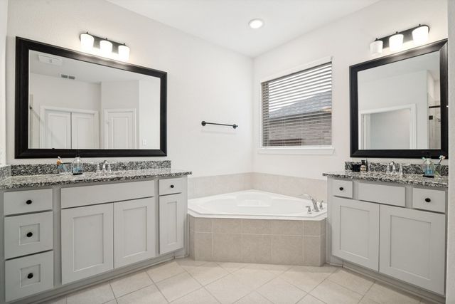 852 Vineyard Way, Forney, TX 75126