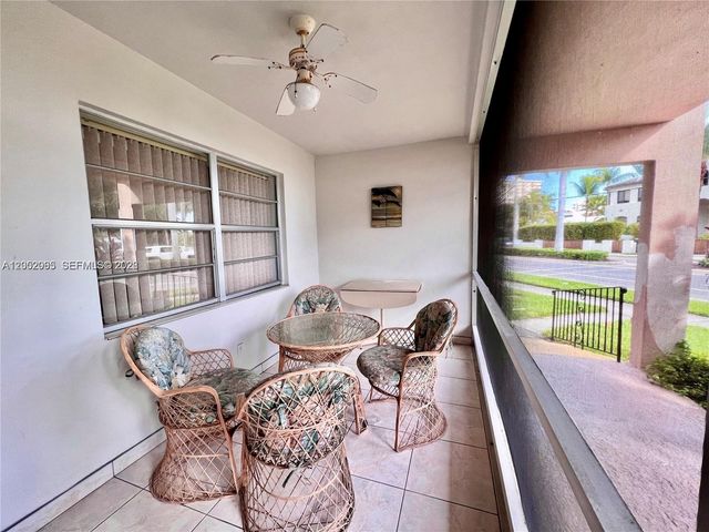 501 Blue Heron Dr 121-A, Hallandale Beach, FL 33009