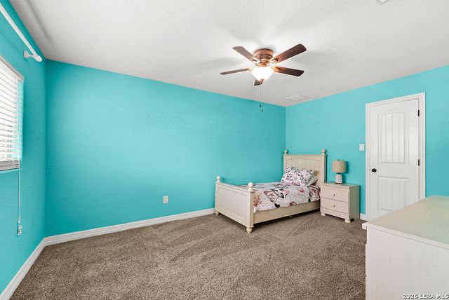 11304 MASSIVE MT, Helotes, TX 78023