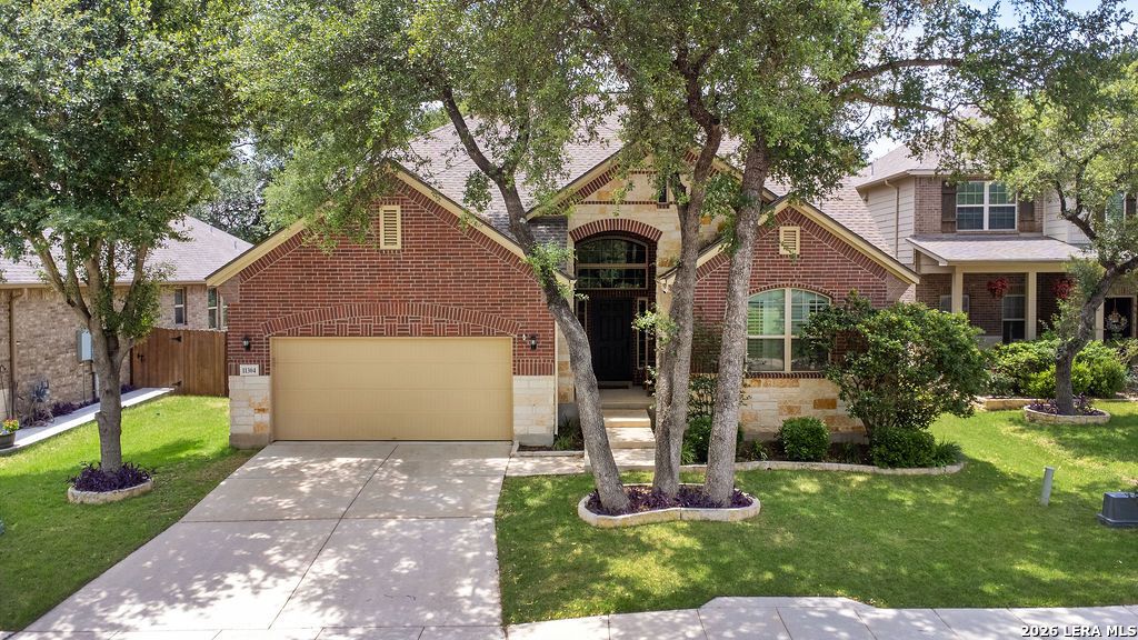 11304 MASSIVE MT, Helotes, TX 78023