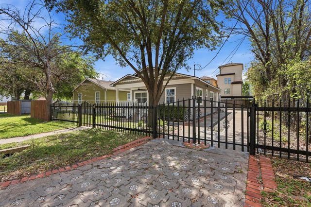 1703 Ovid Street, Houston, TX 77007