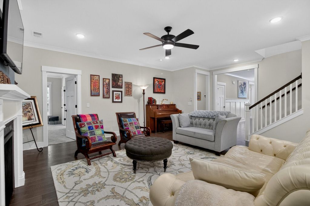 Image 11 of property listing at 4336 John Hatch Drive, Johns Island, SC 29455