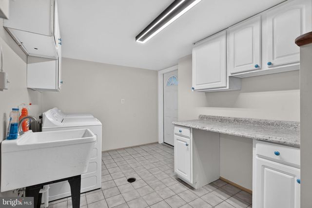 325 CHERRY ST, Columbia, PA 17512