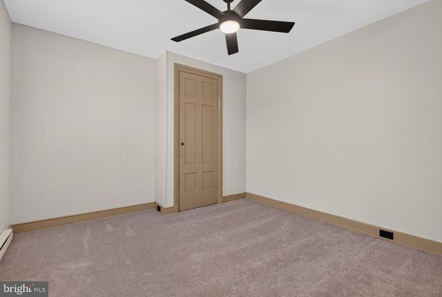 325 CHERRY ST, Columbia, PA 17512