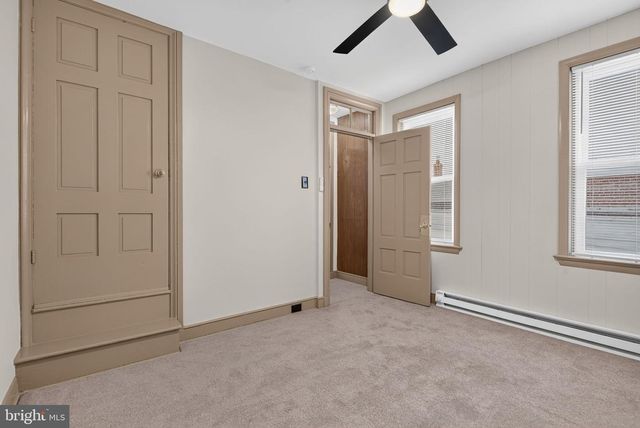 325 CHERRY ST, Columbia, PA 17512