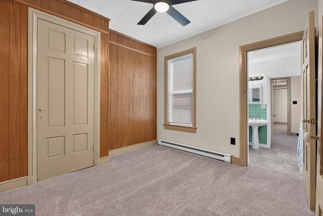 325 CHERRY ST, Columbia, PA 17512