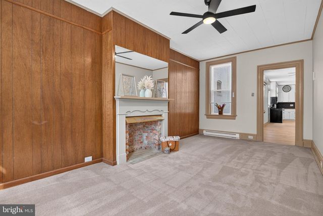 325 CHERRY ST, Columbia, PA 17512