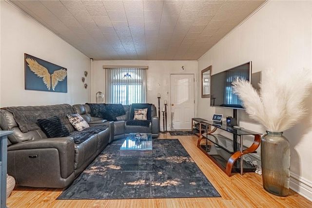 532 North Front Street, Allentown City, PA 18102