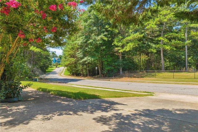905 Daisy Lane, Athens, GA 30605