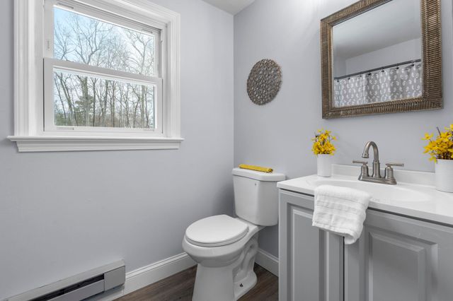 6 Michael Avenue, Derry, NH 03038