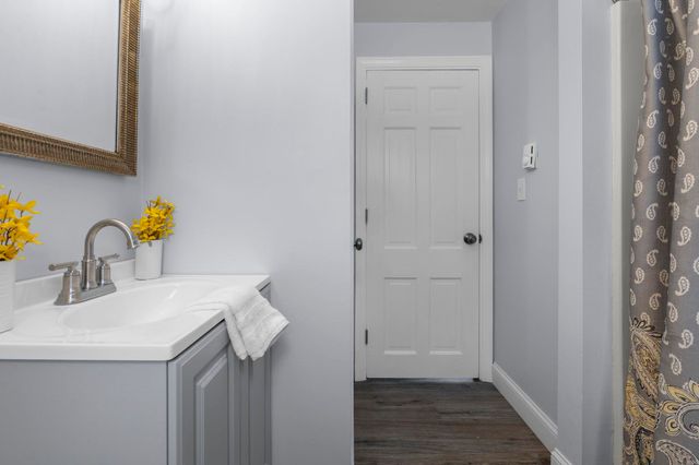 6 Michael Avenue, Derry, NH 03038