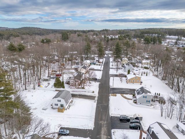 6 Michael Avenue, Derry, NH 03038