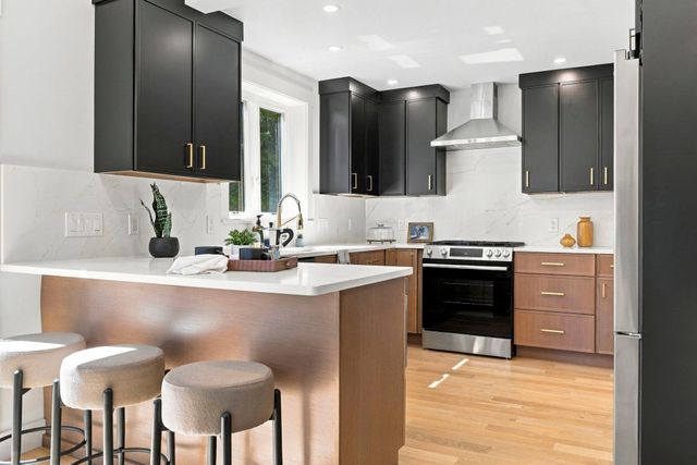 8 Rodman Rd, Ashland, MA 01721
