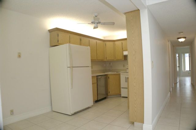 815 Sky Pine Way D2, Greenacres, FL 33415