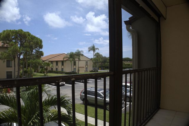 815 Sky Pine Way D2, Greenacres, FL 33415