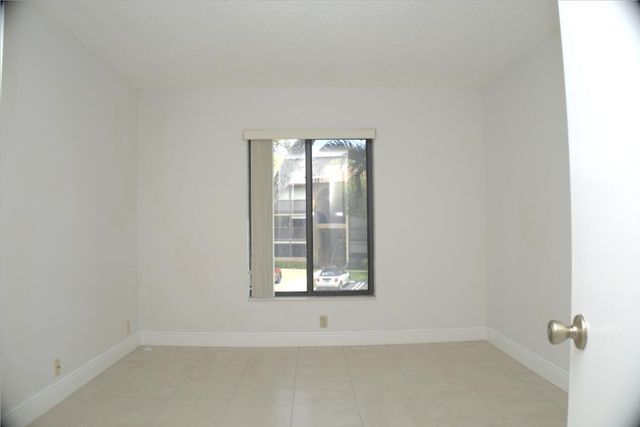 815 Sky Pine Way D2, Greenacres, FL 33415