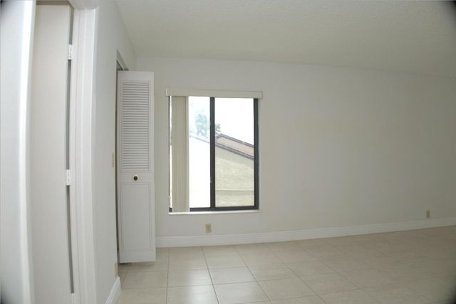 815 Sky Pine Way D2, Greenacres, FL 33415